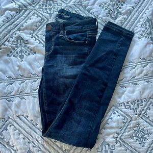 American Eagle Dark Blue Distressed Women’s Skinny Jeans